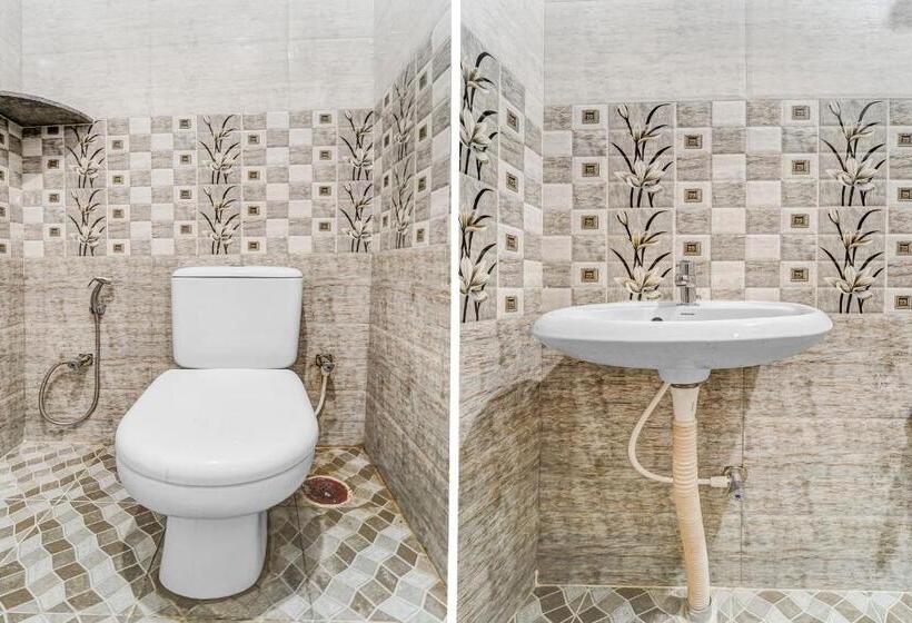 Chambre Triple Classique, Flagship Hotel Crown Tower