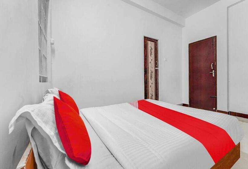 Chambre Triple Classique, Flagship Hotel Crown Tower