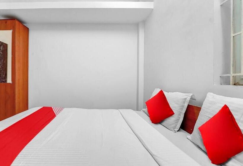 Chambre Triple Classique, Flagship Hotel Crown Tower