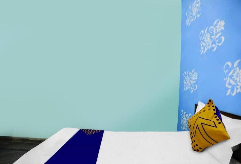 트리플 클래식 룸, Spot On Hotel Royal Residency