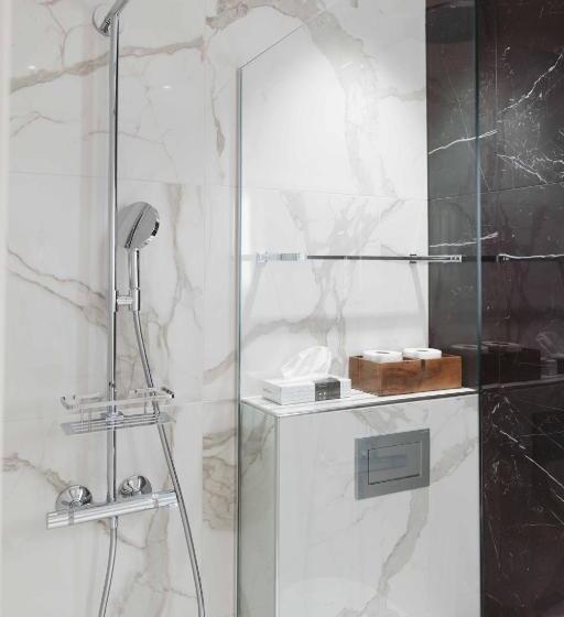 Habitació Deluxe, Bastian