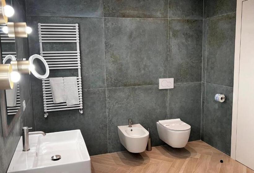 キングサイズベッドのスタンダードルーム, Patriziella 4 Rooms