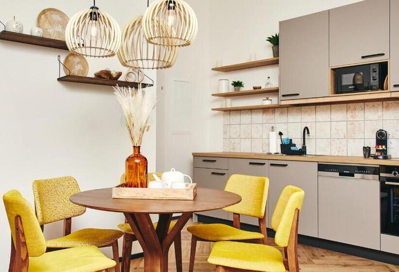 带两个卧室的顶楼公寓, Homebound Apartments Bad Goisern   Contactless Check In