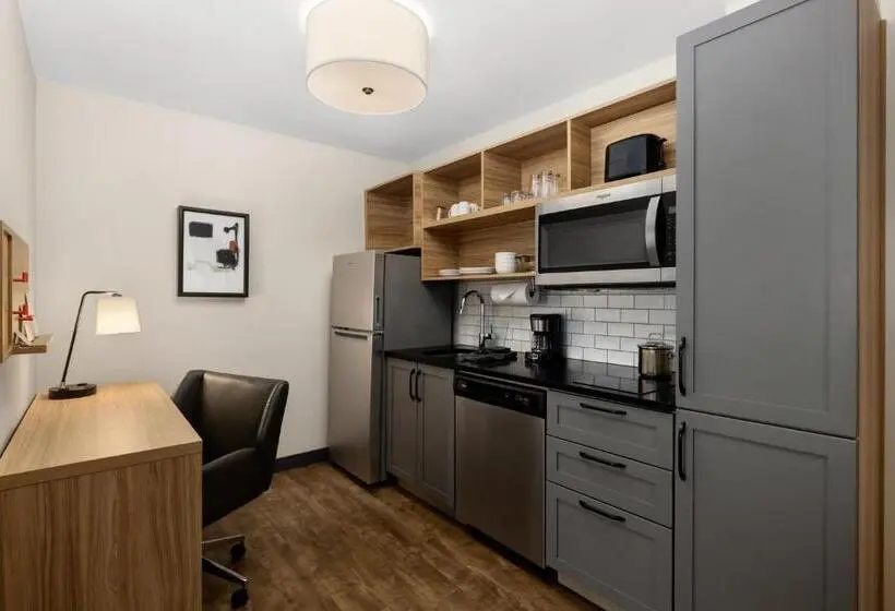 Standard-studio, Candlewood Suites Layton Salt Lake City, An Ihg