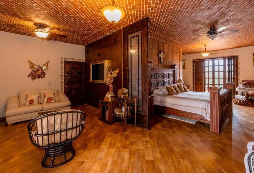 Люкс Повышенной Комфортности, Hacienda Maria Eugenio