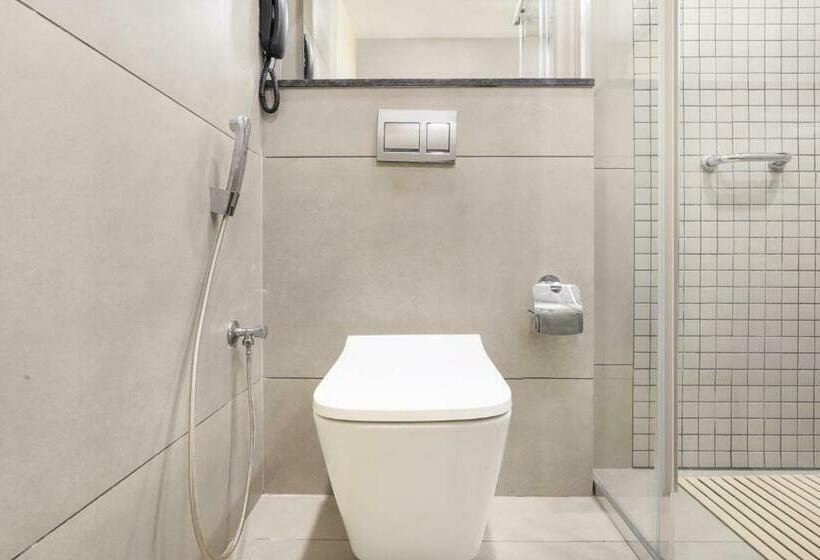 带大床的高级房间, Keys Lite By Lemon Tree Hotels Sreekanya