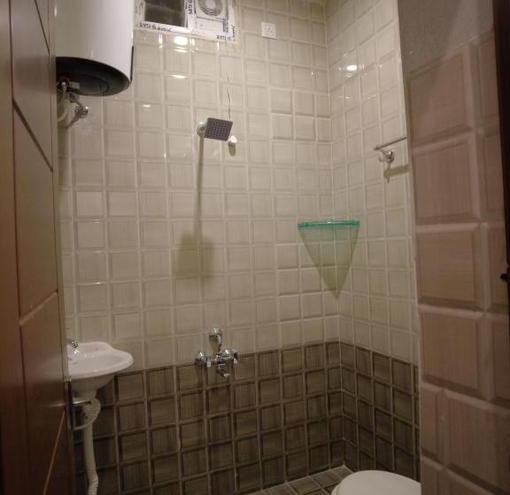 סוויטה עם מרפסת, Sharma Jee Farmhouse