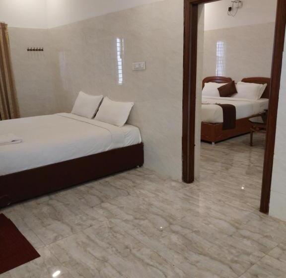 חדר משפחתי דלוקס, Sharma Jee Farmhouse