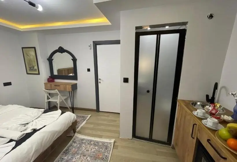 اتاق لوکس, Le Valeria Deluxe