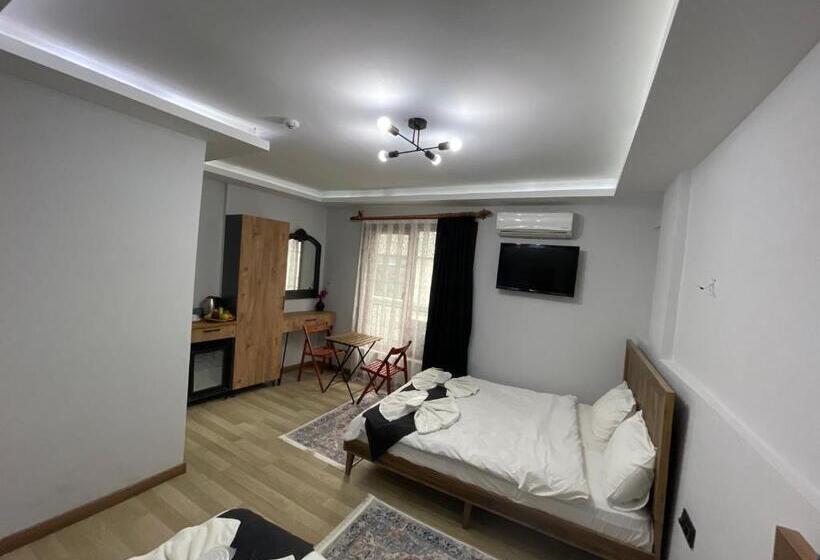 Pokój Deluxe Trzyosobowy, Le Valeria Deluxe