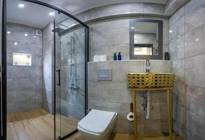 Economy Quadruple Room, Le Valeria Deluxe