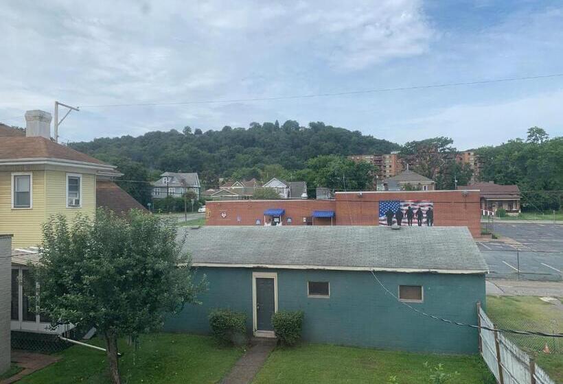 غرفة قياسية سرير ملكى, Bayberry House Bed And Breakfast