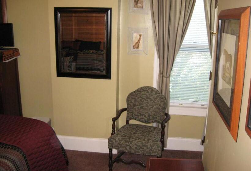 غرفة قياسية سرير ملكى, Bayberry House Bed And Breakfast