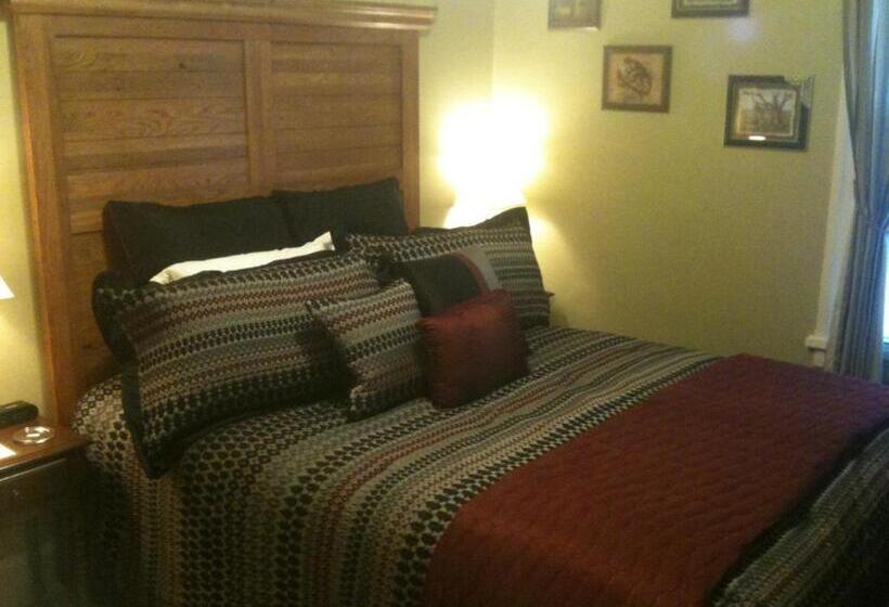 غرفة قياسية سرير ملكى, Bayberry House Bed And Breakfast