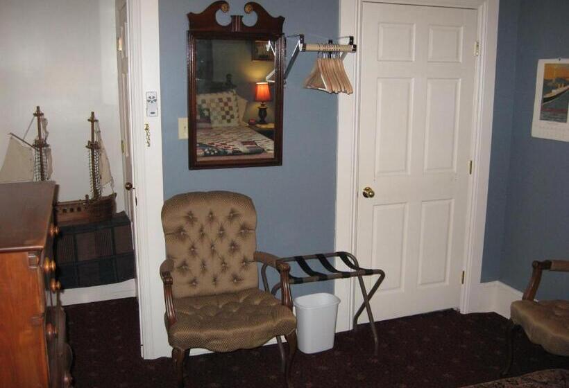 غرفة قياسية سرير كينج, Bayberry House Bed And Breakfast