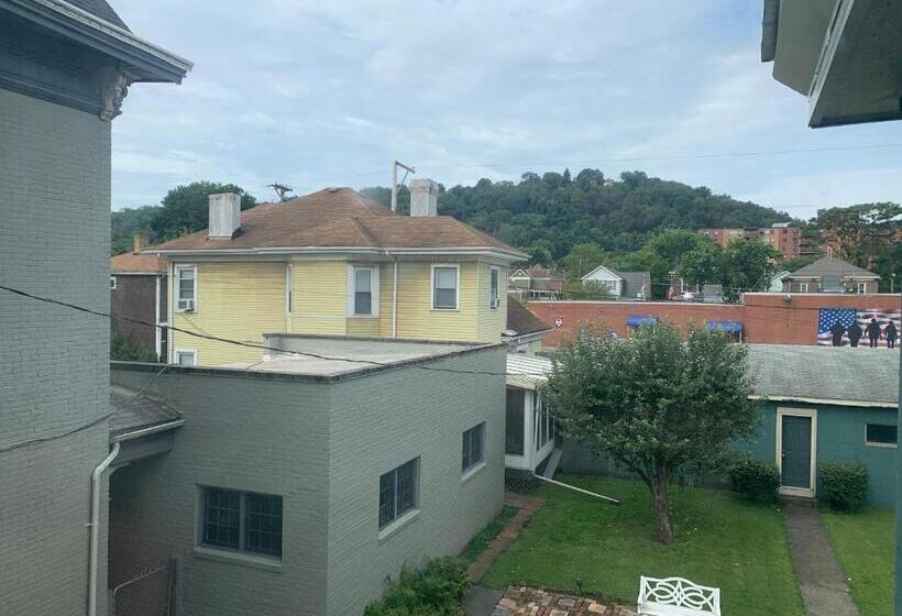 غرفة قياسية سرير كينج, Bayberry House Bed And Breakfast