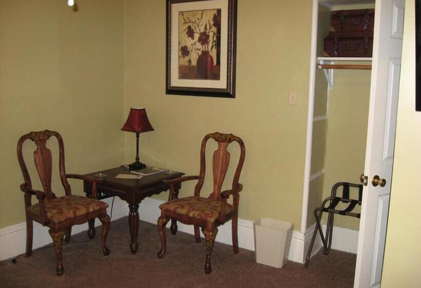 غرفة قياسية سرير كينج, Bayberry House Bed And Breakfast