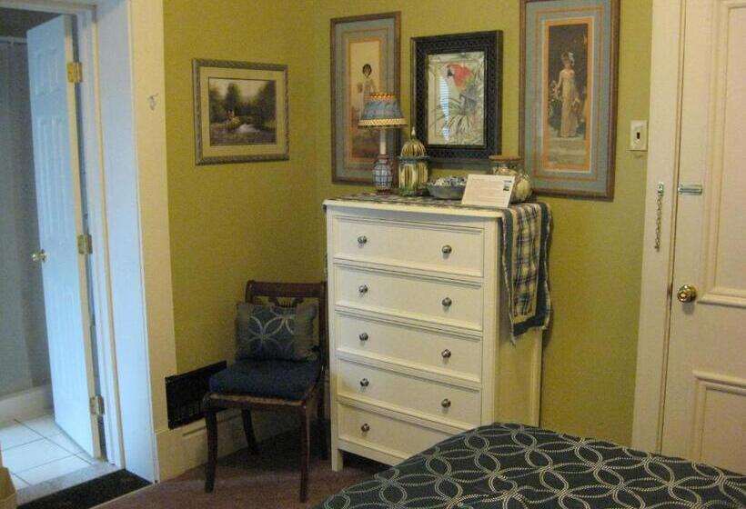 غرفة قياسية سرير كينج, Bayberry House Bed And Breakfast