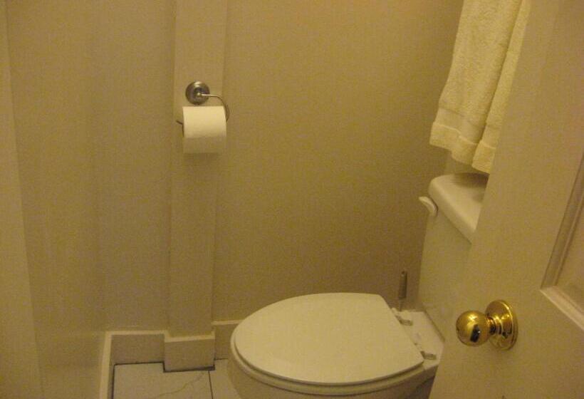 غرفة قياسية سرير كينج, Bayberry House Bed And Breakfast