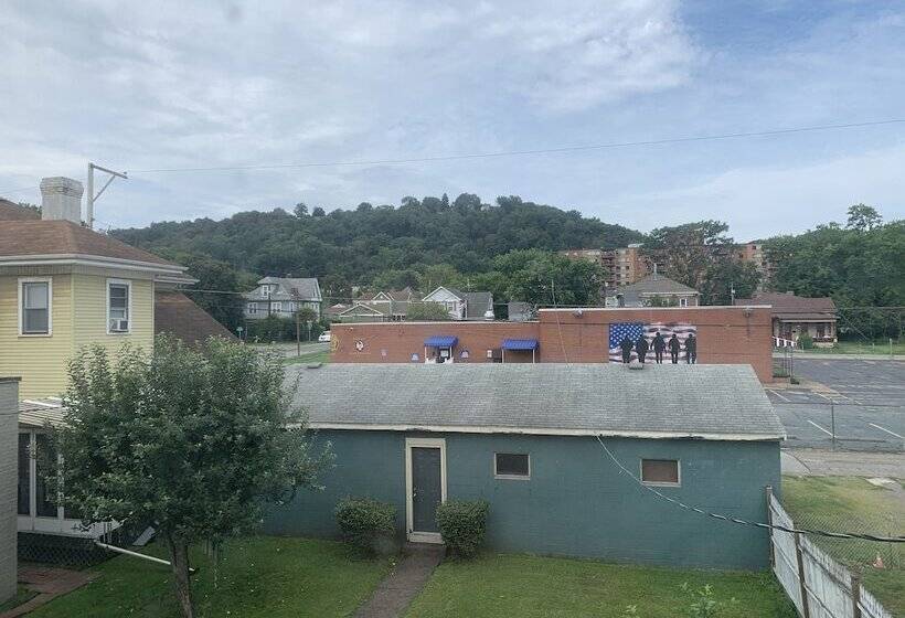 غرفة قياسية سرير ملكى, Bayberry House Bed And Breakfast