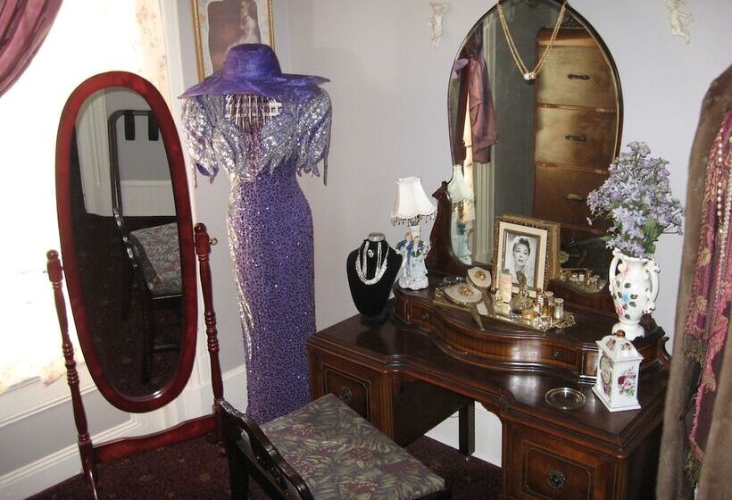 جناح سرير كينج, Bayberry House Bed And Breakfast