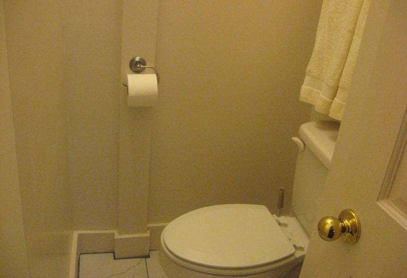 غرفة قياسية سرير كينج, Bayberry House Bed And Breakfast