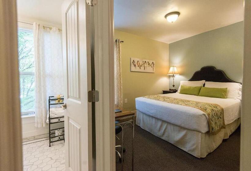 デラックススイート, Camas Boutique