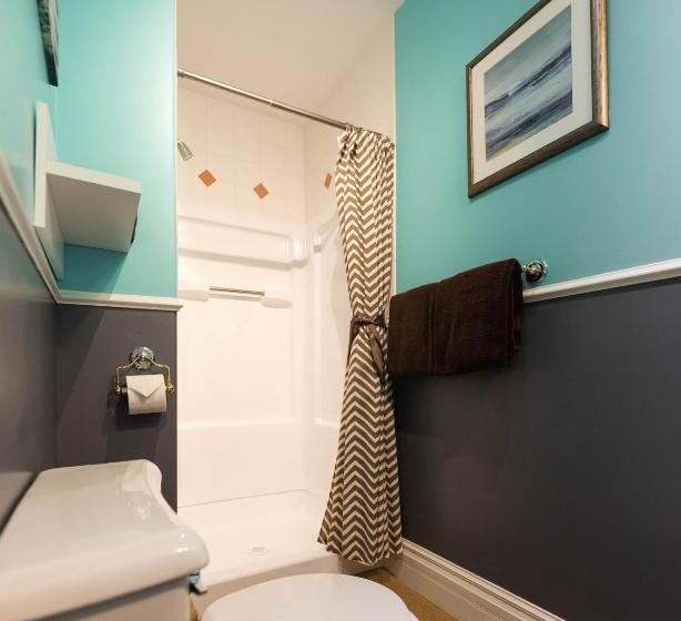 غرفة أساسية, Cloudside