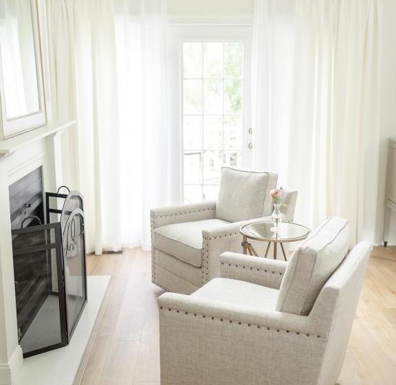 스탠다드 룸 킹사이즈 침대, Fairville Inn