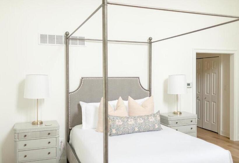 스탠다드 룸 킹사이즈 침대, Fairville Inn