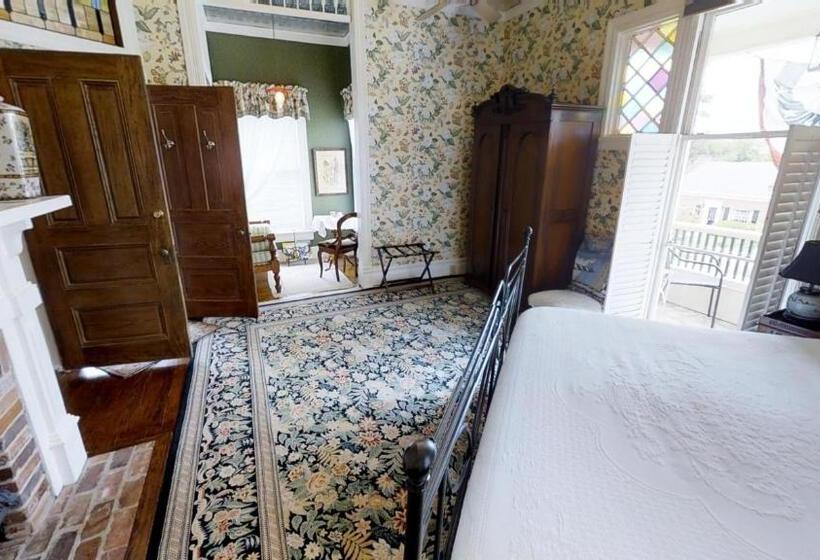 스탠다드 룸 킹사이즈 침대, Hanna House Bed & Breakfast