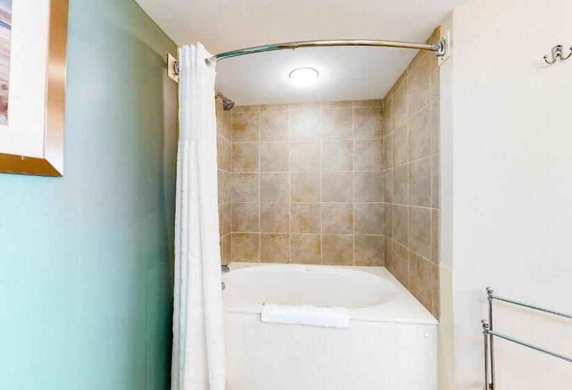 침실 3개 아파트, Bahama Sands Condos