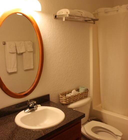 جناح غرفتين نوم, Lake Roy Beach Inn