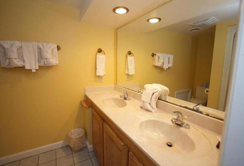 جناح غرفتين نوم, Laurel Point Resort