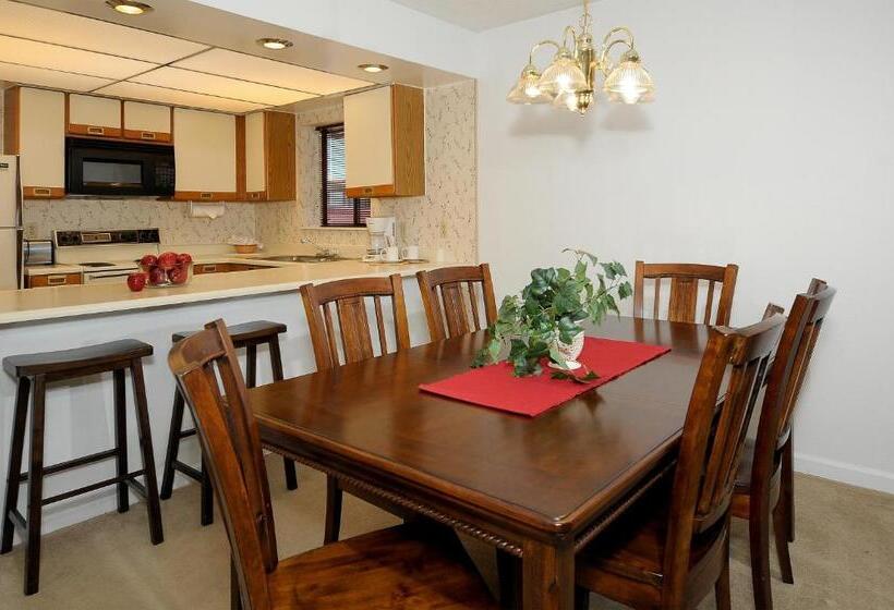 جناح غرفتين نوم, Laurel Point Resort