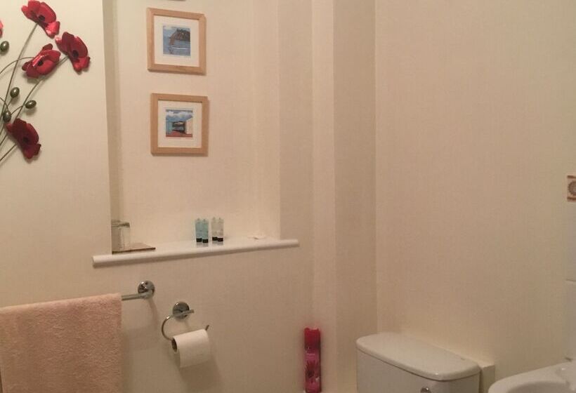 חדר סטנדרט, Lower Thornton Farm