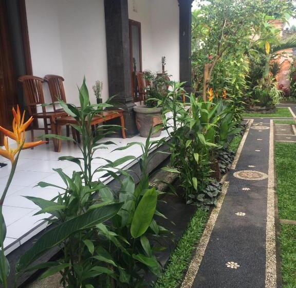 غرفة قياسية, Pondok Ayu Homestay