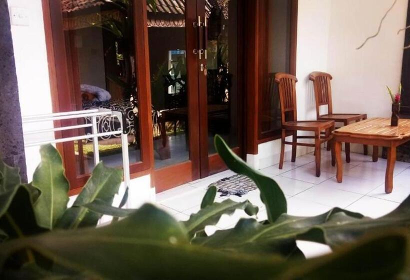 غرفة قياسية, Pondok Ayu Homestay