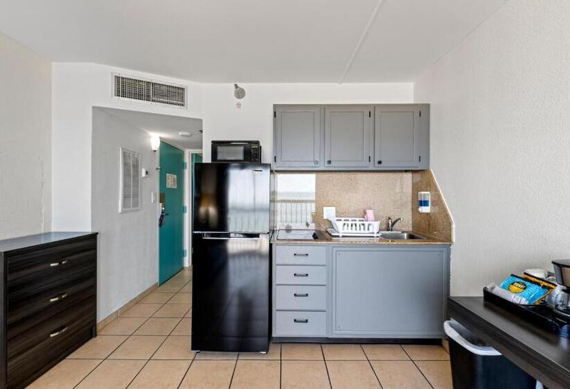 Люкс, Surestay Studio By Best Western Virginia Beach Oceanfront