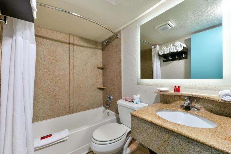 Люкс, Surestay Studio By Best Western Virginia Beach Oceanfront