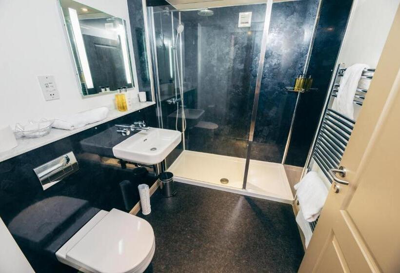 Номер Стандарт Трехместный, The Auberge