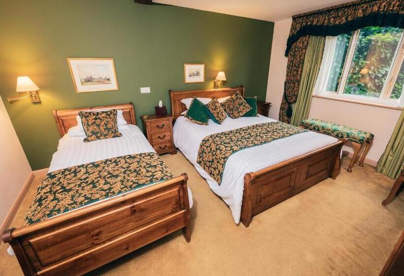 스탠다드 트리플 룸, The Auberge