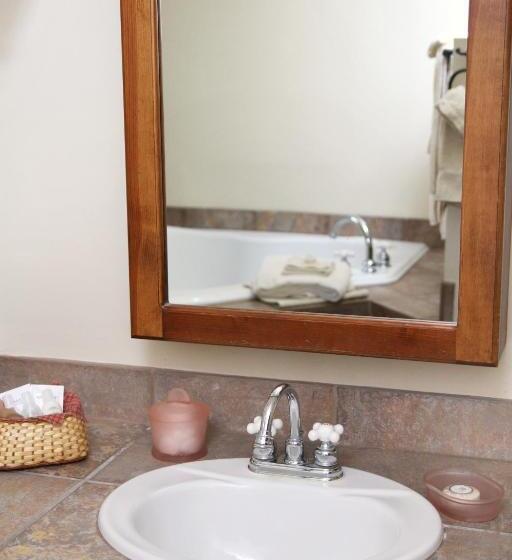 חדר סטנדרט עם מיטת קינג, Weasku Inn