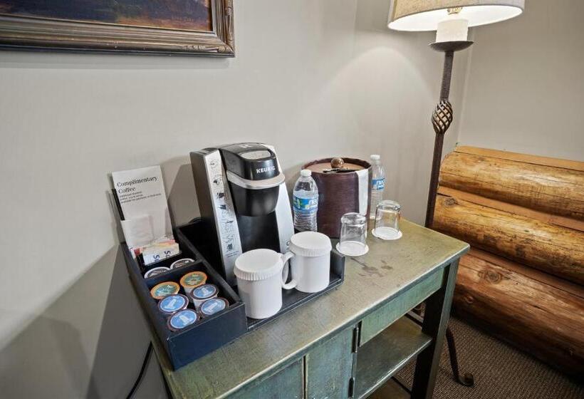 חדר סטנדרט עם מיטת קינג, Weasku Inn