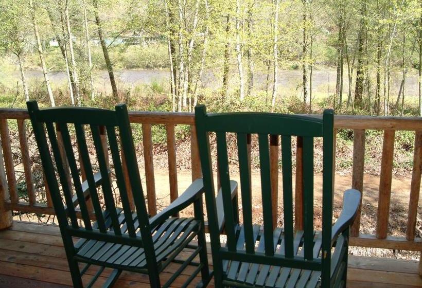 חדר סטנדרט מותאם לאדם עם מוגבלויות, Weasku Inn