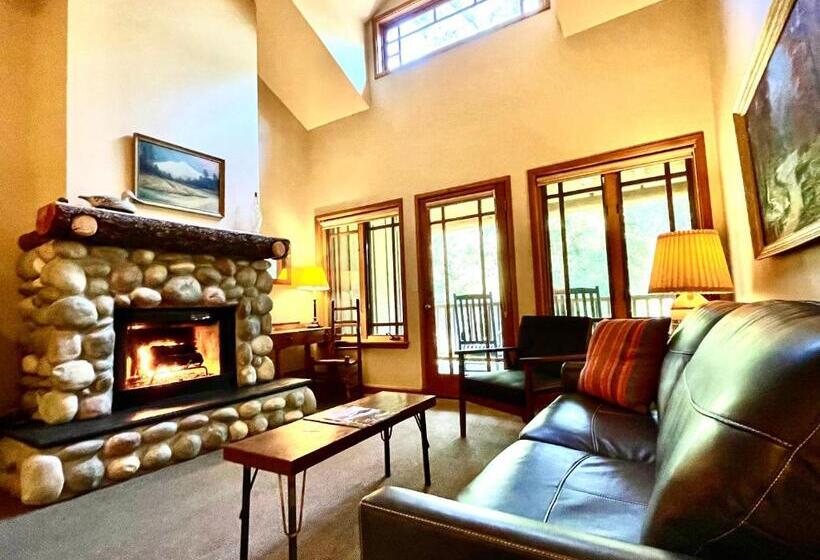 חדר סטנדרט מותאם לאדם עם מוגבלויות, Weasku Inn