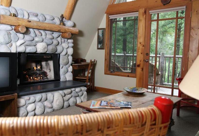 סוויטה משפחתית, Weasku Inn