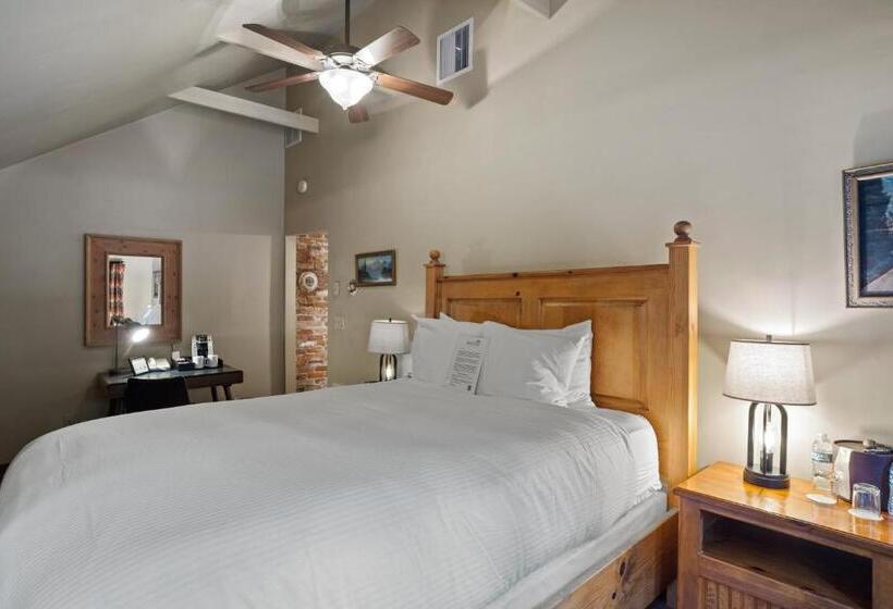 חדר סטנדרט, Weasku Inn