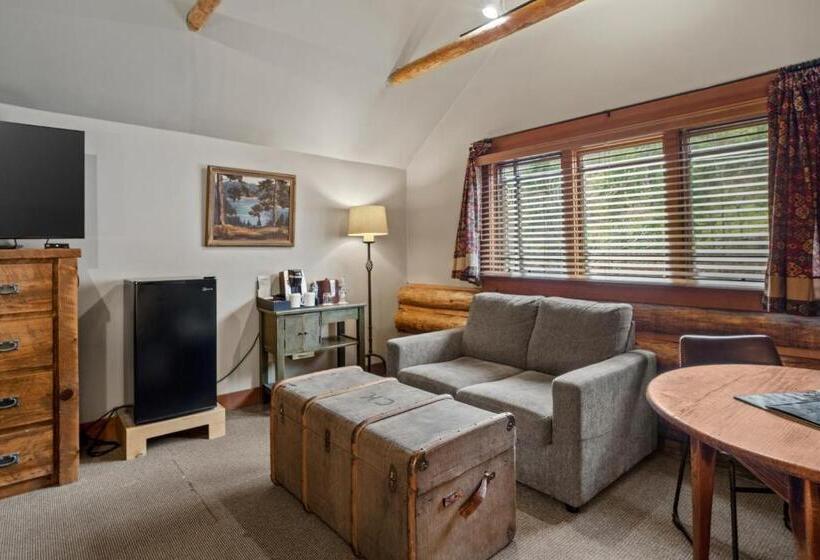 חדר סטנדרט עם מיטת קינג, Weasku Inn