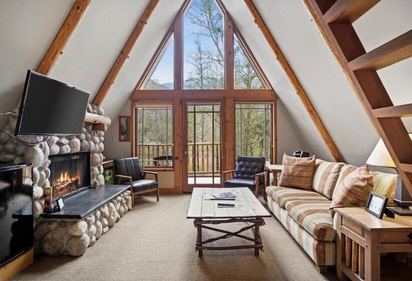 סוויטה משפחתית, Weasku Inn